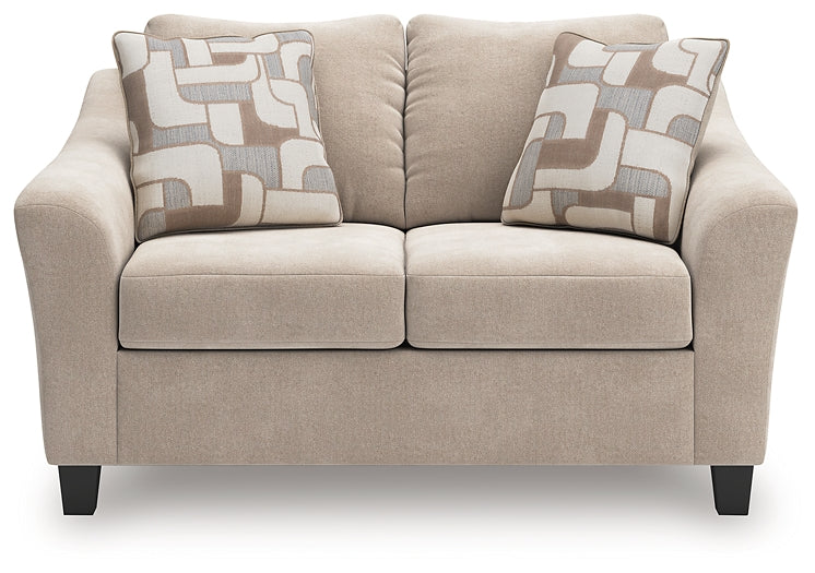 Willarae Loveseat