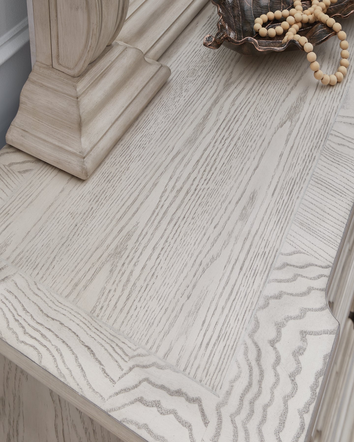 Bruchandi Dresser and Mirror