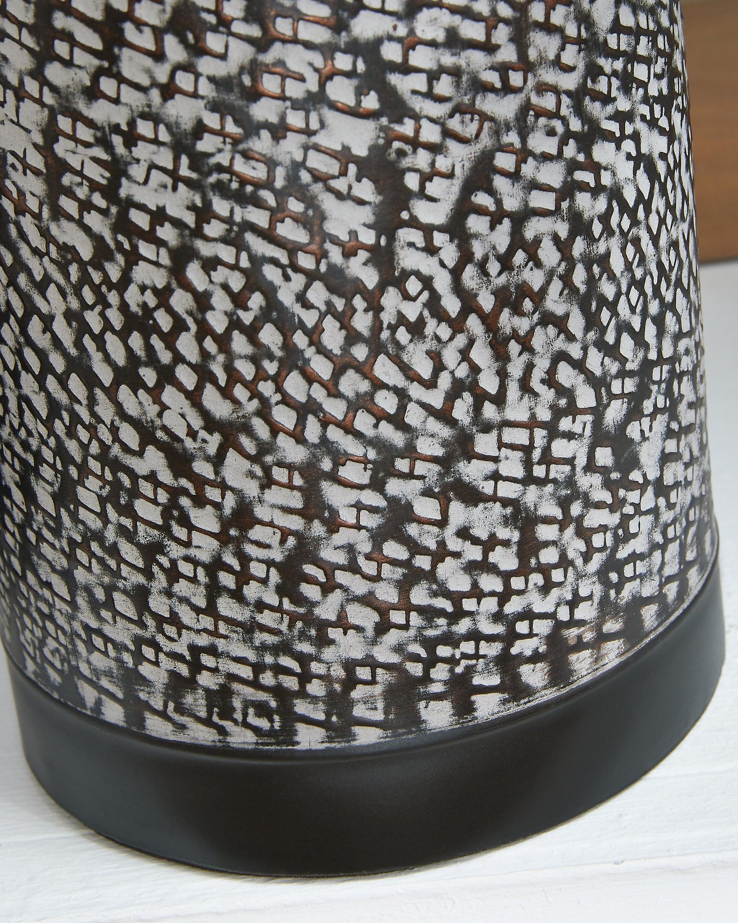 Lanson Metal Table Lamp (2/CN)
